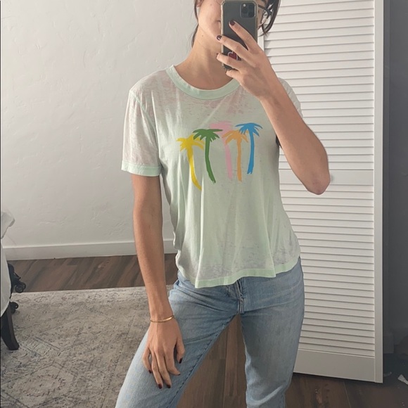 Palm tree tee 🌴 - Picture 2 of 5